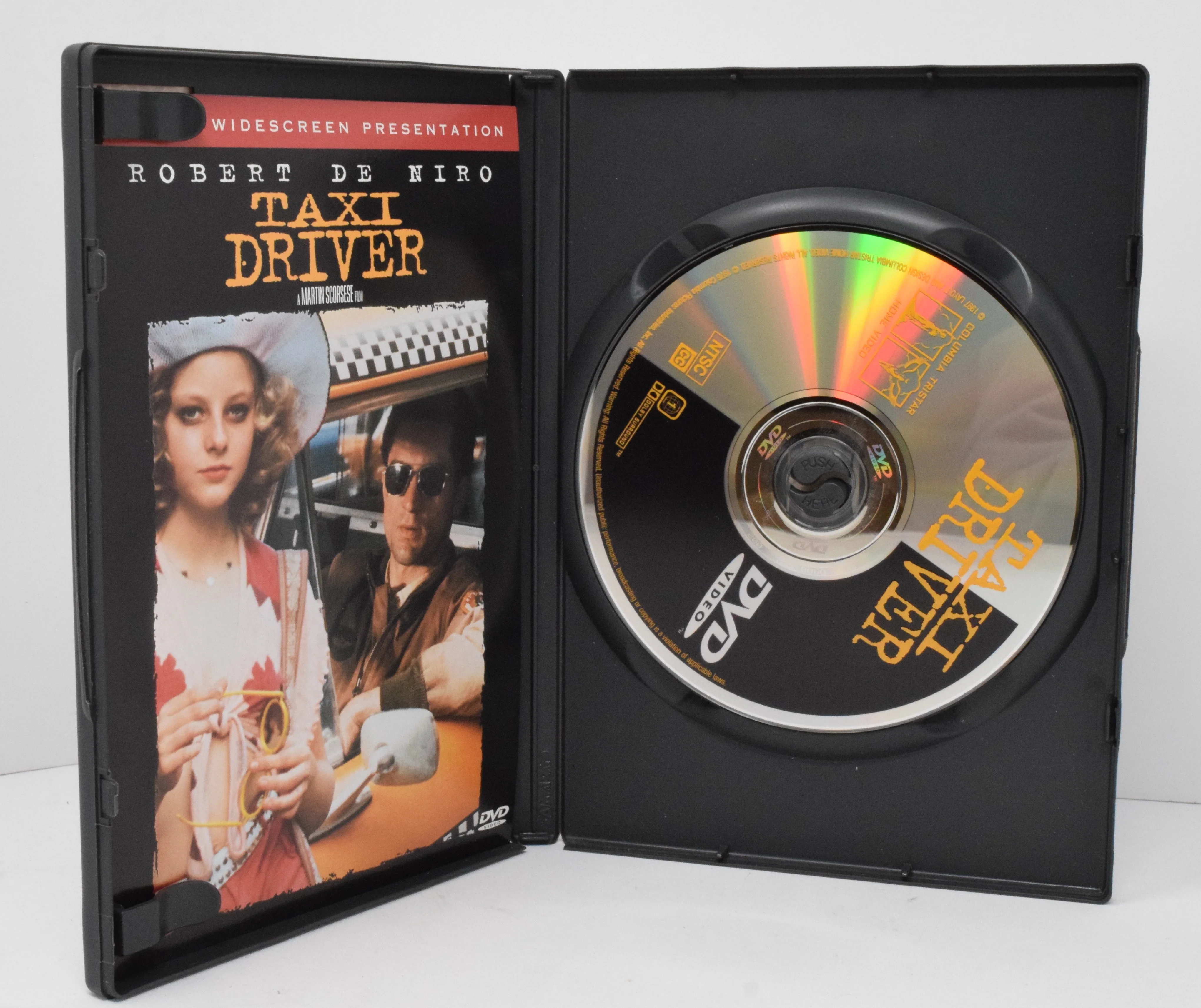 Taxi Driver DVD Delux Widescreen - Image 3